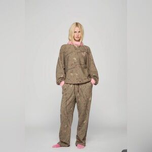 Dairy boy Diana roll neck evergreen camo pants SET BNWT